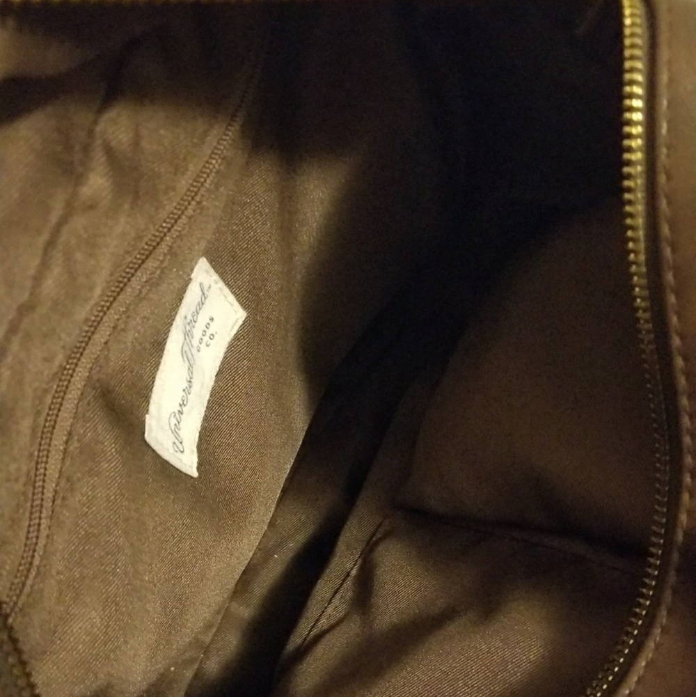 Universal Thread | Crossbody Tote - Picture 3 of 4